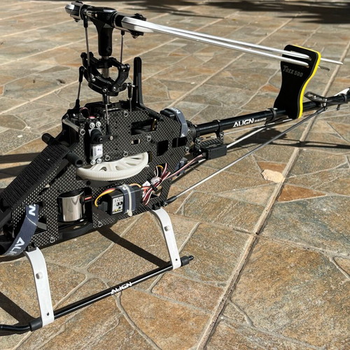 Trex 500 Rc Helicopter like new with digital remote and batteries