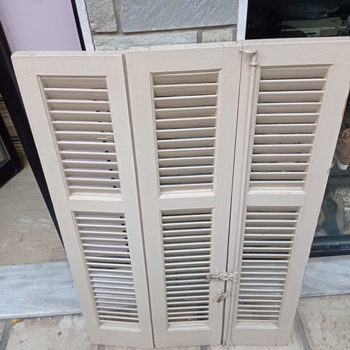 French-style window shutters used, 3 leaves, window