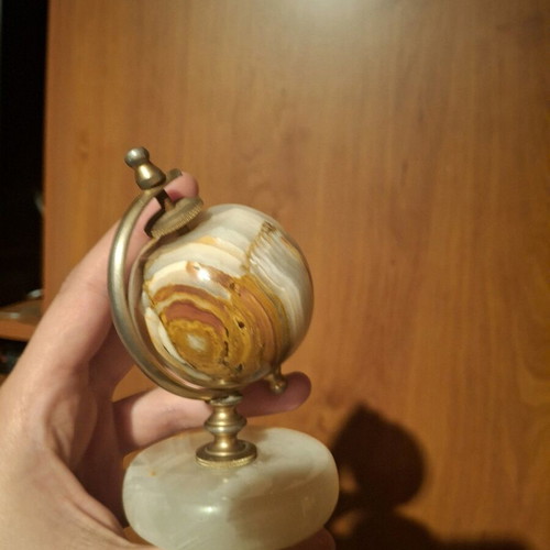 Decorative globe made of marble like new