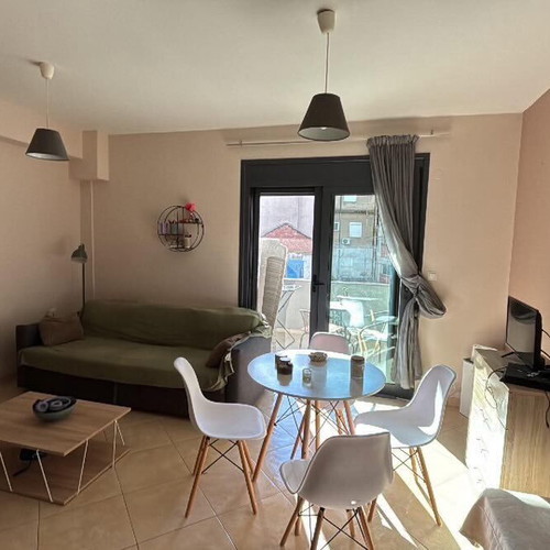 Furniture set like new with washing machine
