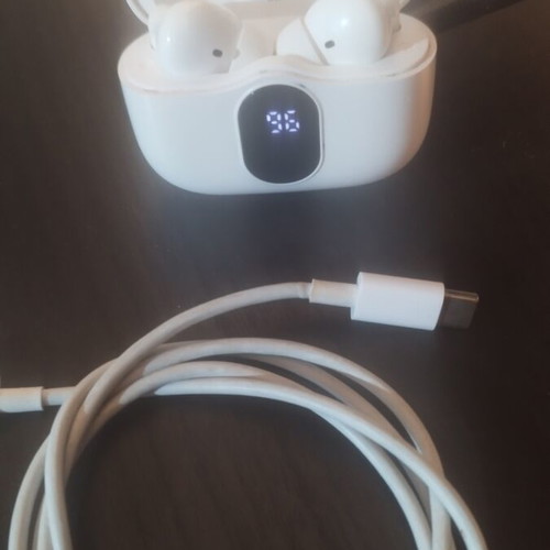 Bluetooth Earbuds A90 Pro like new with charging case and cable