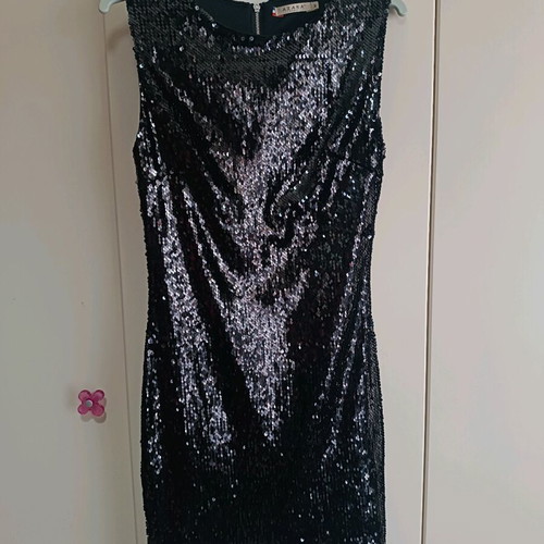 Sequin dress new, fitted, black, size S