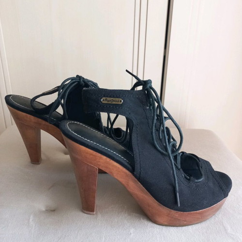 Pepe Jeans sandals used, size 39