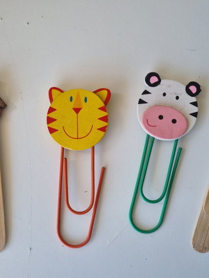Set of 4 vintage wooden bookmarks with animal designs