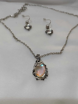 Σετ κολιέ με κρεμαστό και σκουλαρίκια vintage style με moonstone καινούργιο