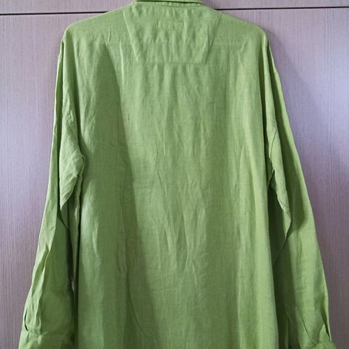 Linen shirt Navy & Green like new, green color