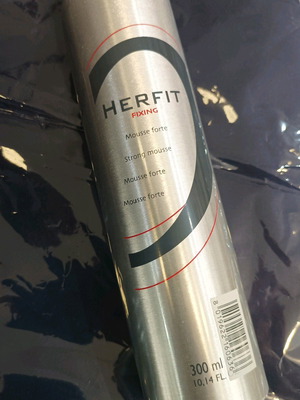 Αφρός μαλλιών Herfit 300ml για δυνατό styling, καινούργιος