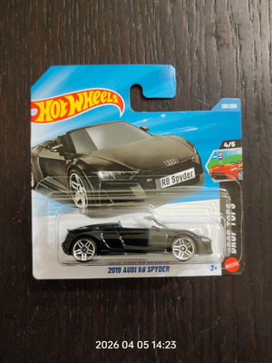 Hot Wheels 2019 Audi R8 Spyder new