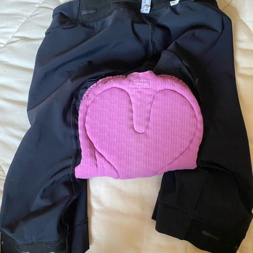 Assos women's padded cycling shorts black size S like new