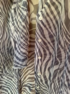 Button blouse like new, elegant see-through, sizes S-M, gray multicolor