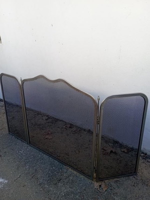 Μεταλλικό προστατευτικό τζακιού με 3 φύλλα σαν καινούργιο