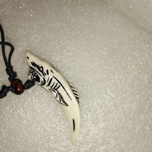 Shark Tooth Pendant with Adjustable Cord like new