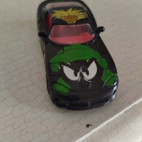 Marvin the Martian Dodge Viper 1996 toy car like new