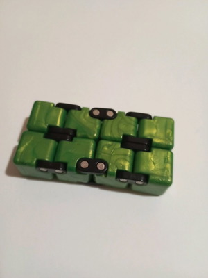 Infinity cube