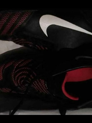 Nike athletic shoes with cleats, size 46, 2013 vintage style