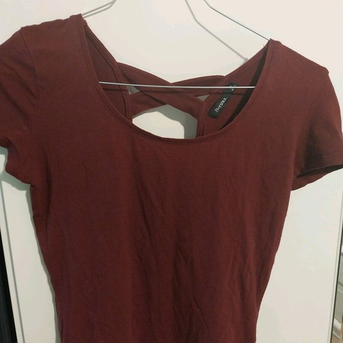 Bershka t-shirt used, burgundy, size M