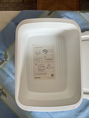 Tupperware Large Bread Box Ultra Smart