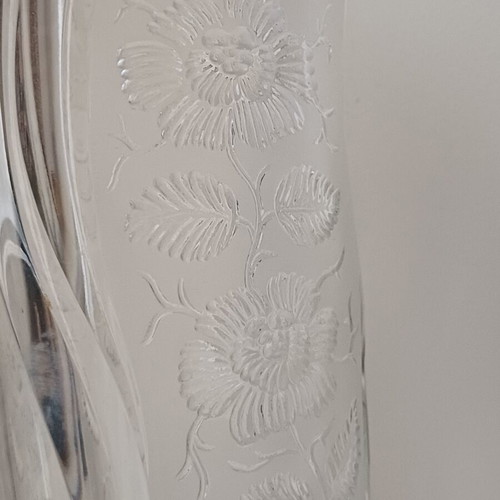 Vintage heavy crystal vase with embossed carved flowers (Retro 1960-1970)