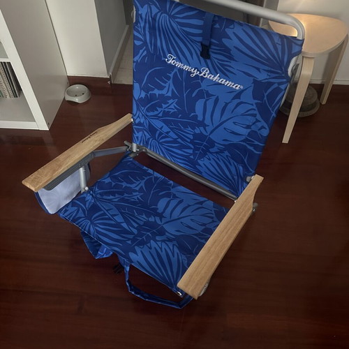 Tommy Bahama Beach Chair new