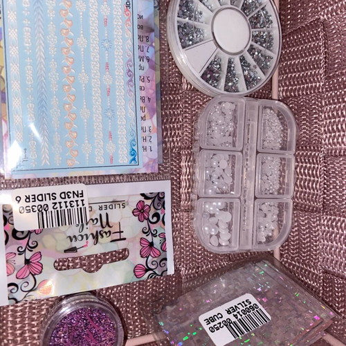 Nail products like new with Mixcoco Primer and Gellie semi-permanent polishes