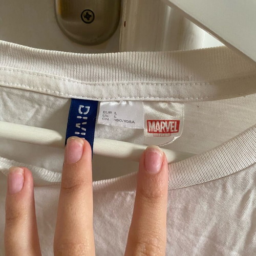 Marvel H&M T-shirt like new, size L, white