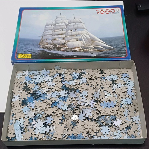 Puzzle 1000 pieces like new