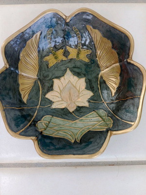Vintage brass enamelled fontaniera like new