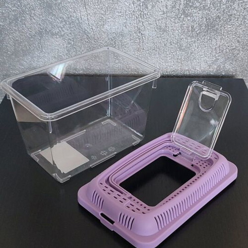 Plastic aquarium new with lid and carrying handle
