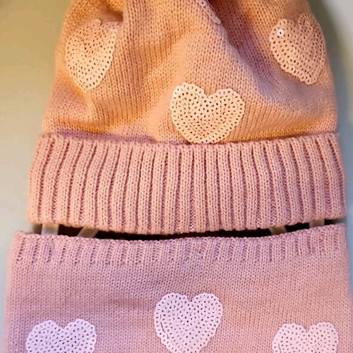 Girls' hat and neck warmer set pink with hearts new