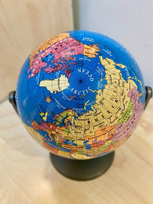 Mini globe like new
