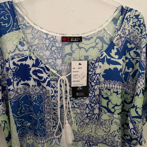 Summer blouse colorful with details, size L