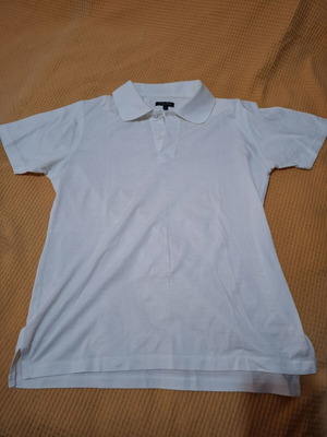 T shirt polo size M like new, white