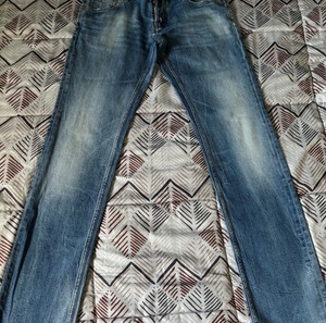 Authentic Dsquared² jeans in light blue wash, size EU 50.
