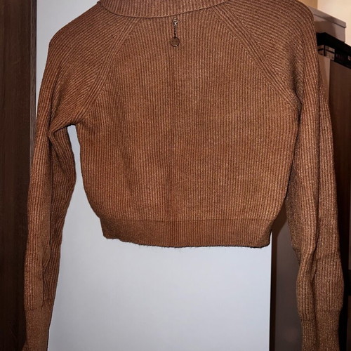 Relish camel knit turtleneck like new, short, size small