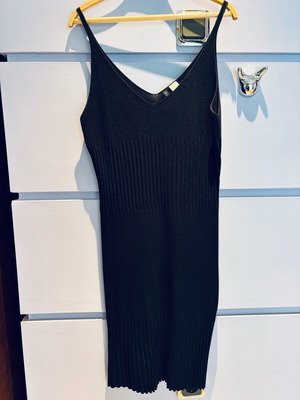 Midi knitted dress H&M like new, black, size M