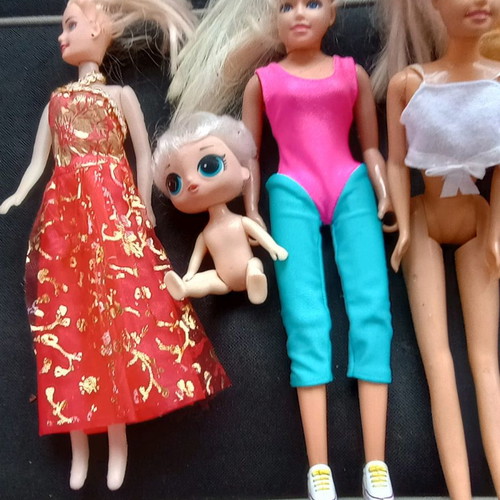 Παλιές κούκλες Barbie μεταχειρισμένες, πακέτο 4 τεμαχίων