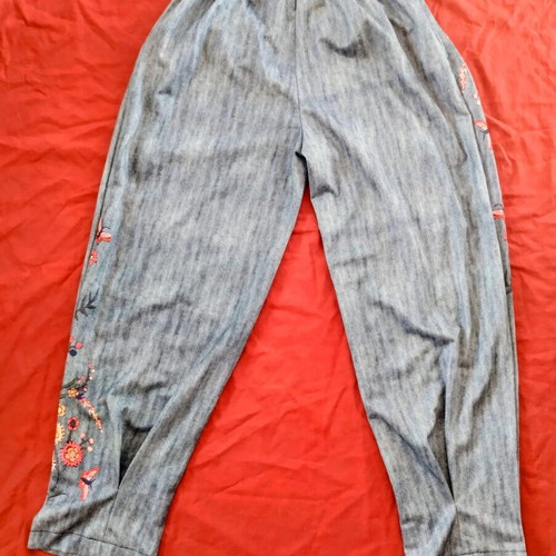 Women's pants used, size Large, elastic waist, zipper, cotton blend