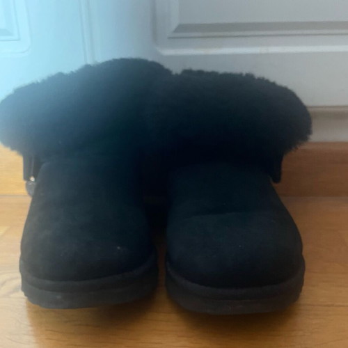Ugg black Mini ankle boots used, size 39, with fur cuff