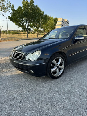 Mercedes C200 Kompressor 1800cc elegance sedan