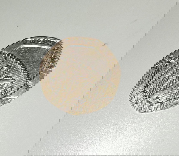 twenty pence 2013