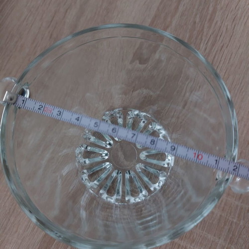 Italian glass ice bucket like new with decorative rim