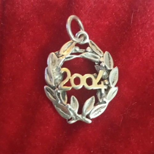 Silver Pin 925 used, diameter 3.3cm x 2cm