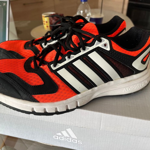 Adidas athletic shoes size 44, black and red