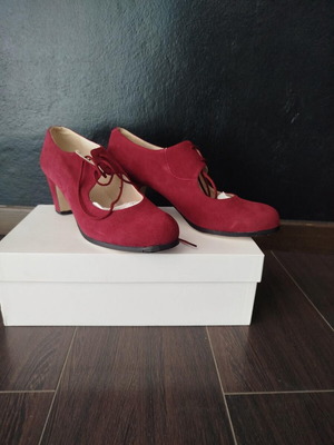 Flamenco dance shoes, size 39, red