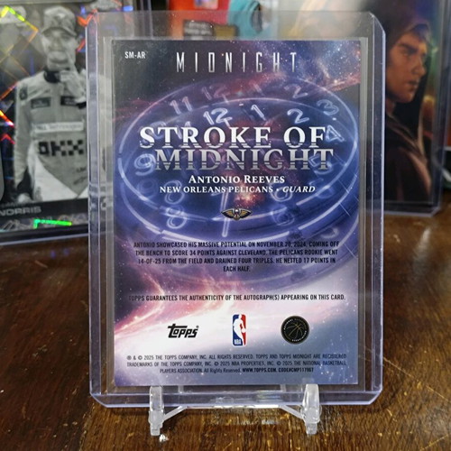 2025-26 Topps Midnight Stroke of Midnight Auto Antonio Reeves card mint