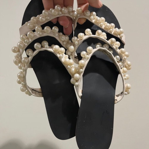 Pearl sandals size 38, black sole