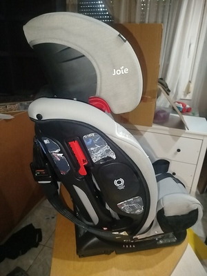 Joie Every Stage FX car seat like new