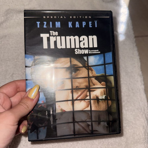 Truman Show DVD new, adventure and crime genre, subtitles