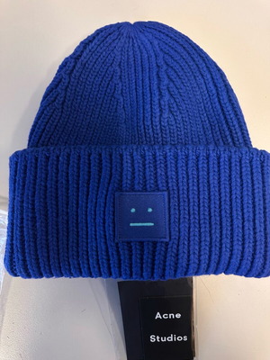 Acne Studios beanie blue XL new with large face logo
