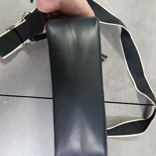 Black crossbody bag like new
